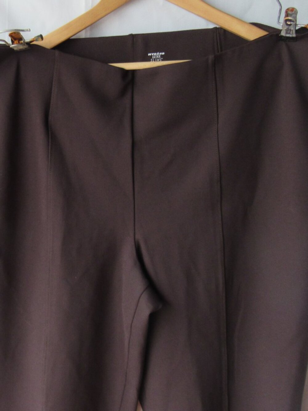 Nygard Slim / Straight, Flat Front, Chocolate Brown Slacks, 3X (24-26)   U116